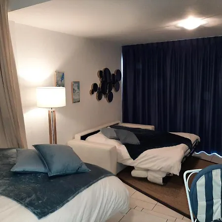 Front De Golfe De Saint-tropez