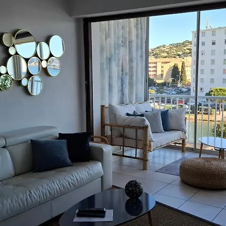 Apartament Front De Golfe De Saint-tropez *